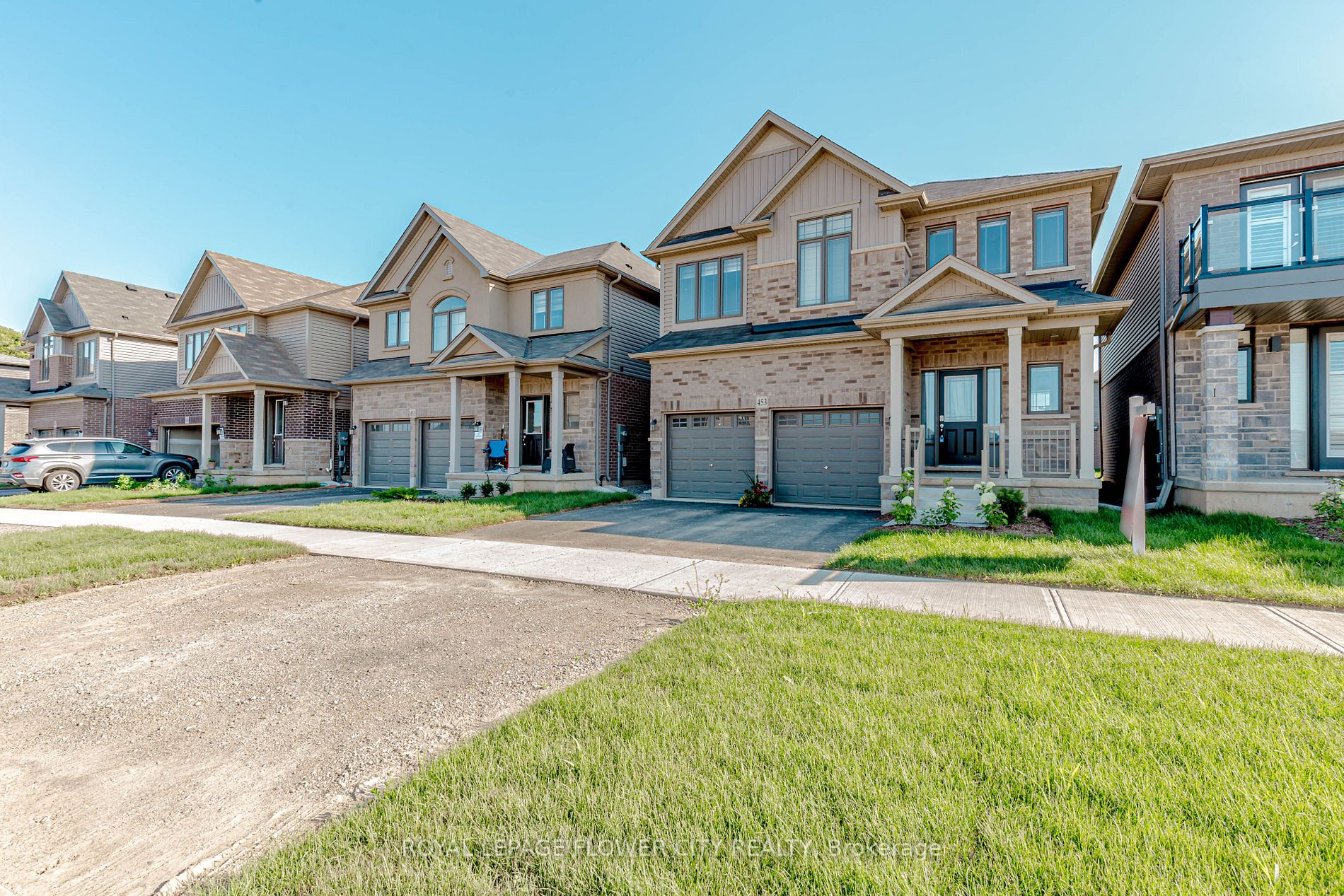 453 Blackburn Dr