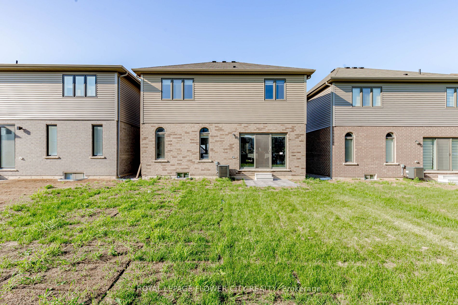 453 Blackburn Dr