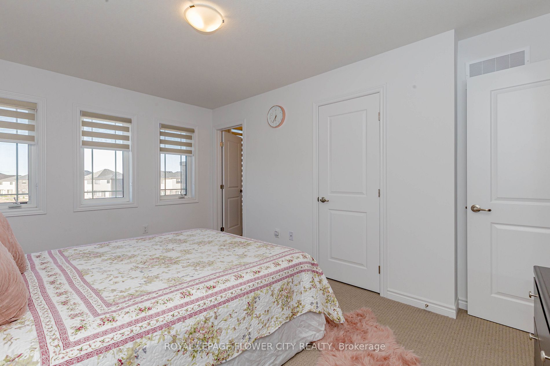 453 Blackburn Dr