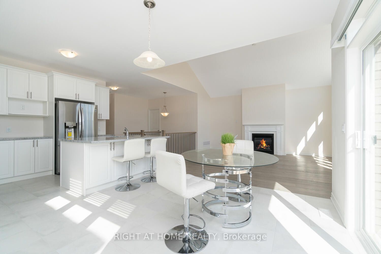 19 Robarts Drive