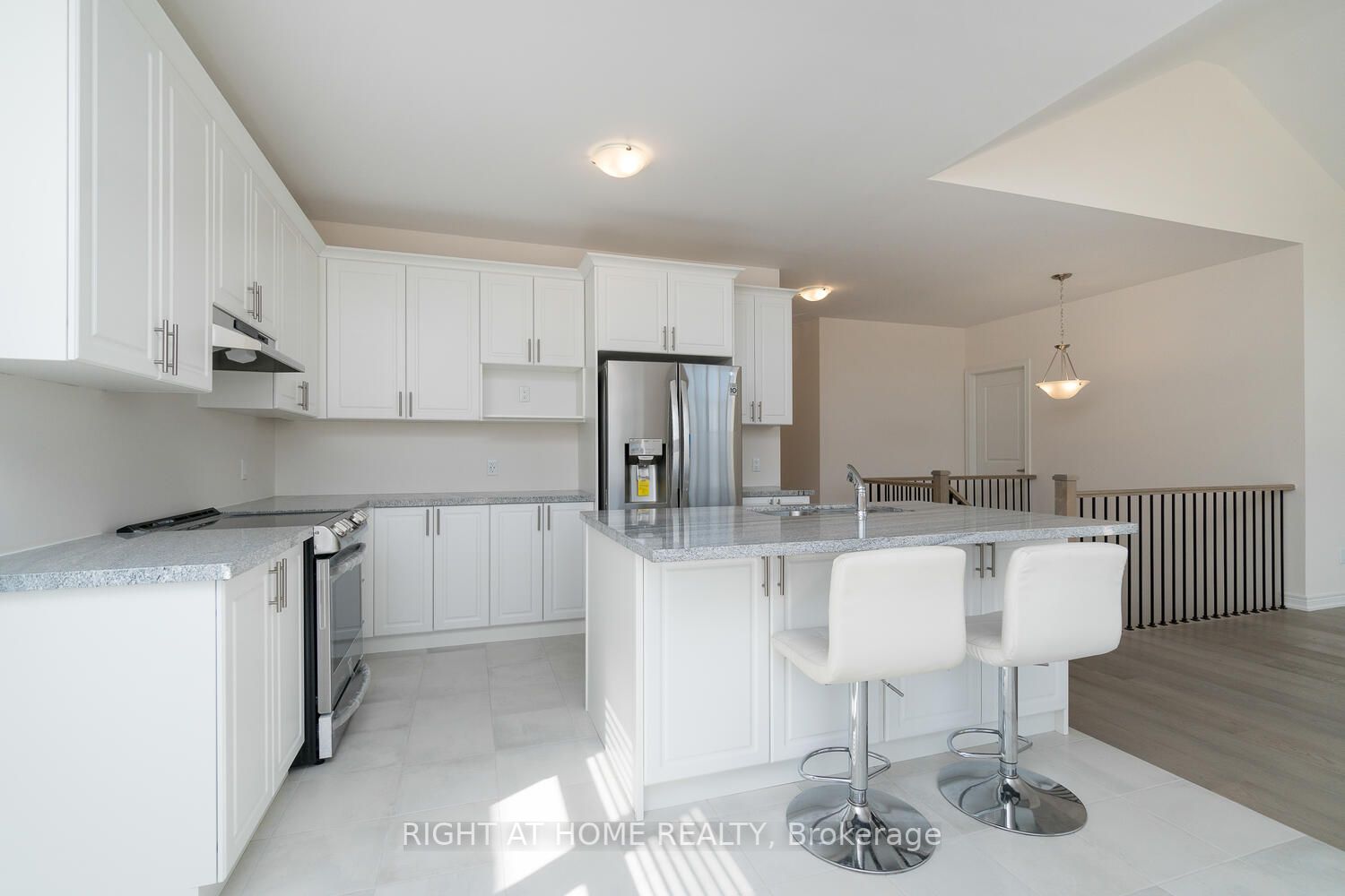 19 Robarts Drive