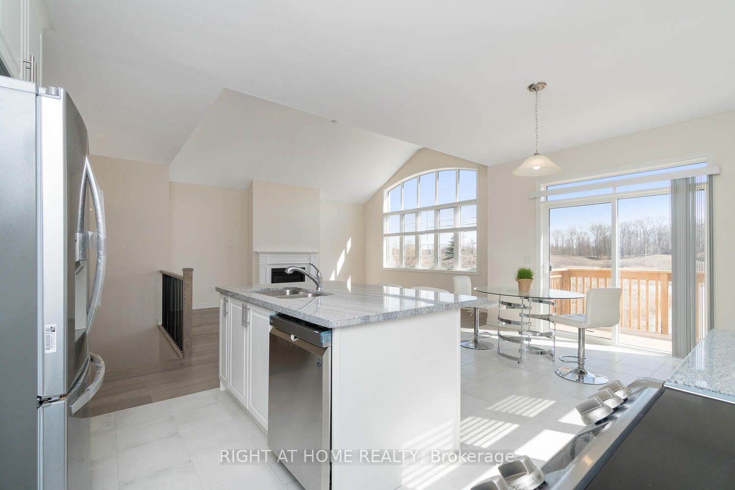 19 Robarts Drive