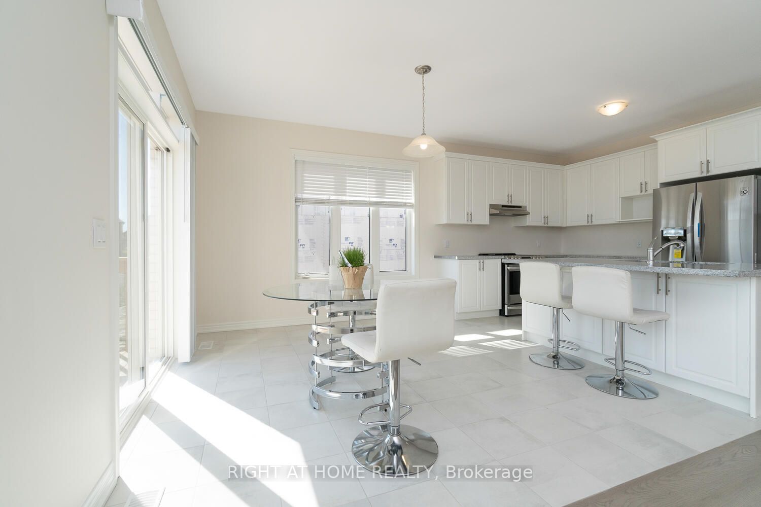 19 Robarts Drive