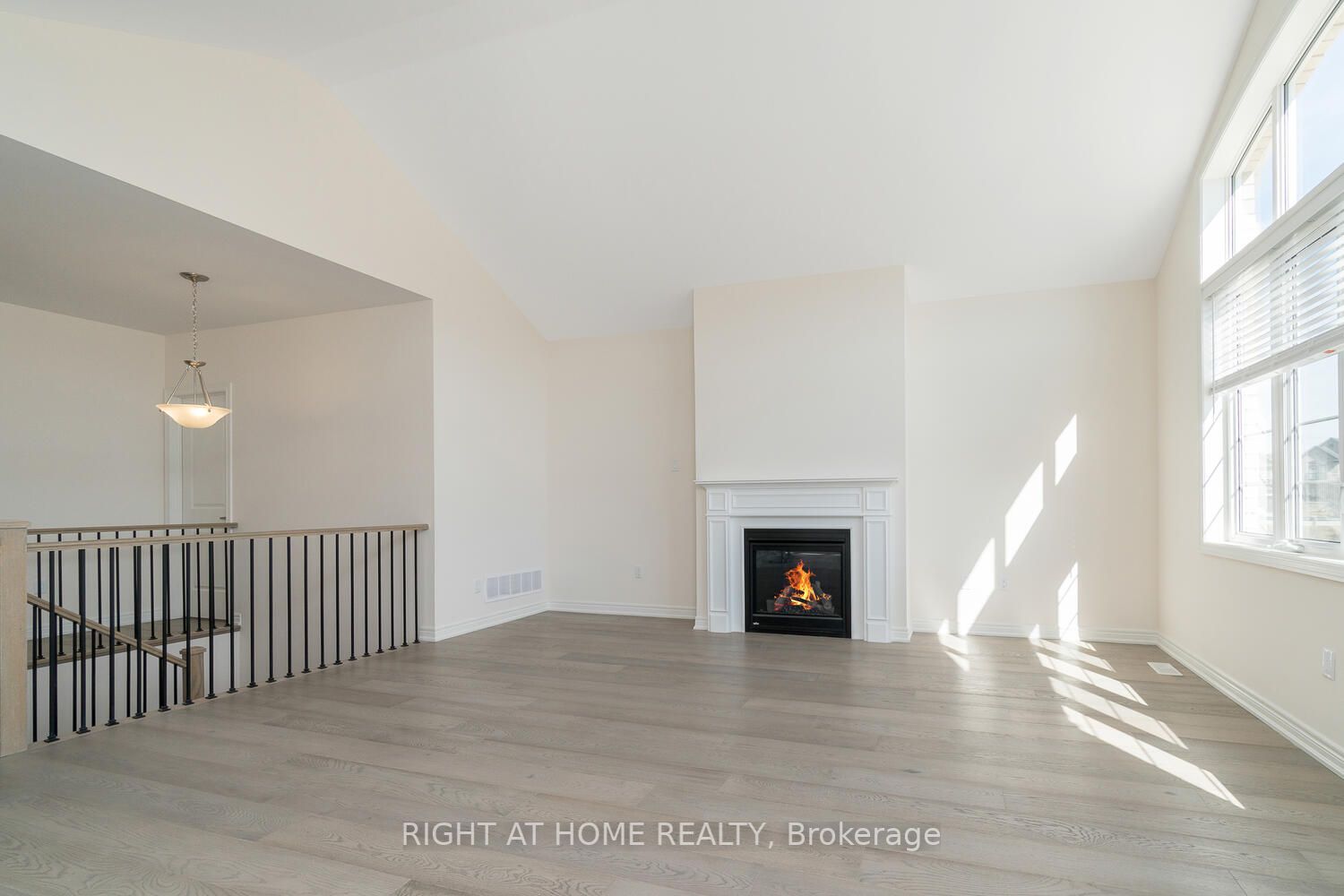 19 Robarts Drive