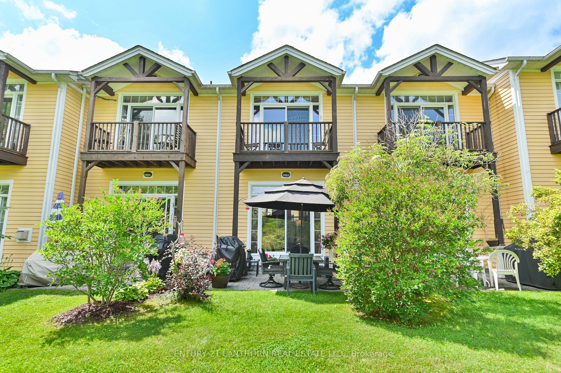 1579 Anstruther Lake Road #18