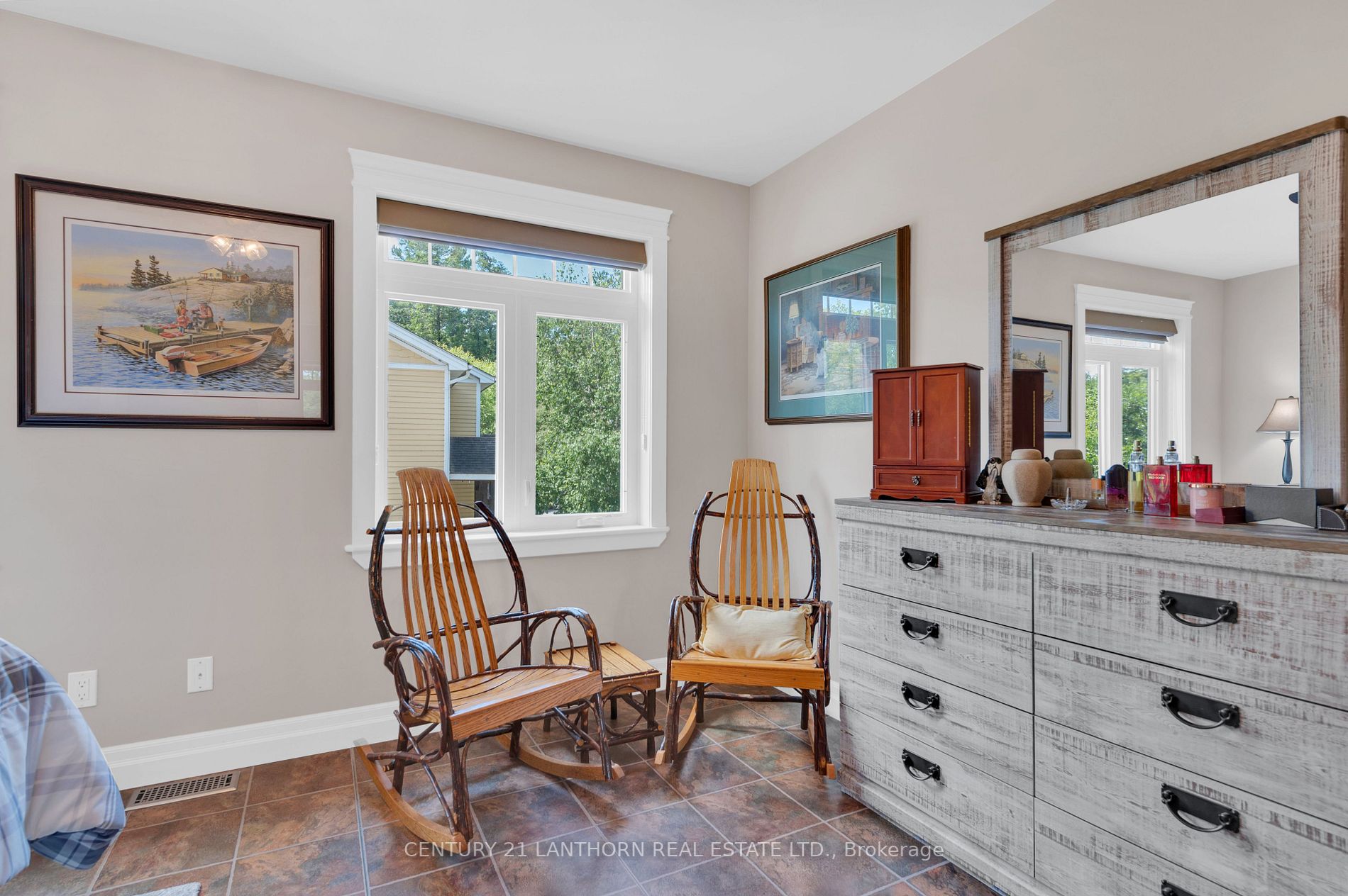 1579 Anstruther Lake Road #18