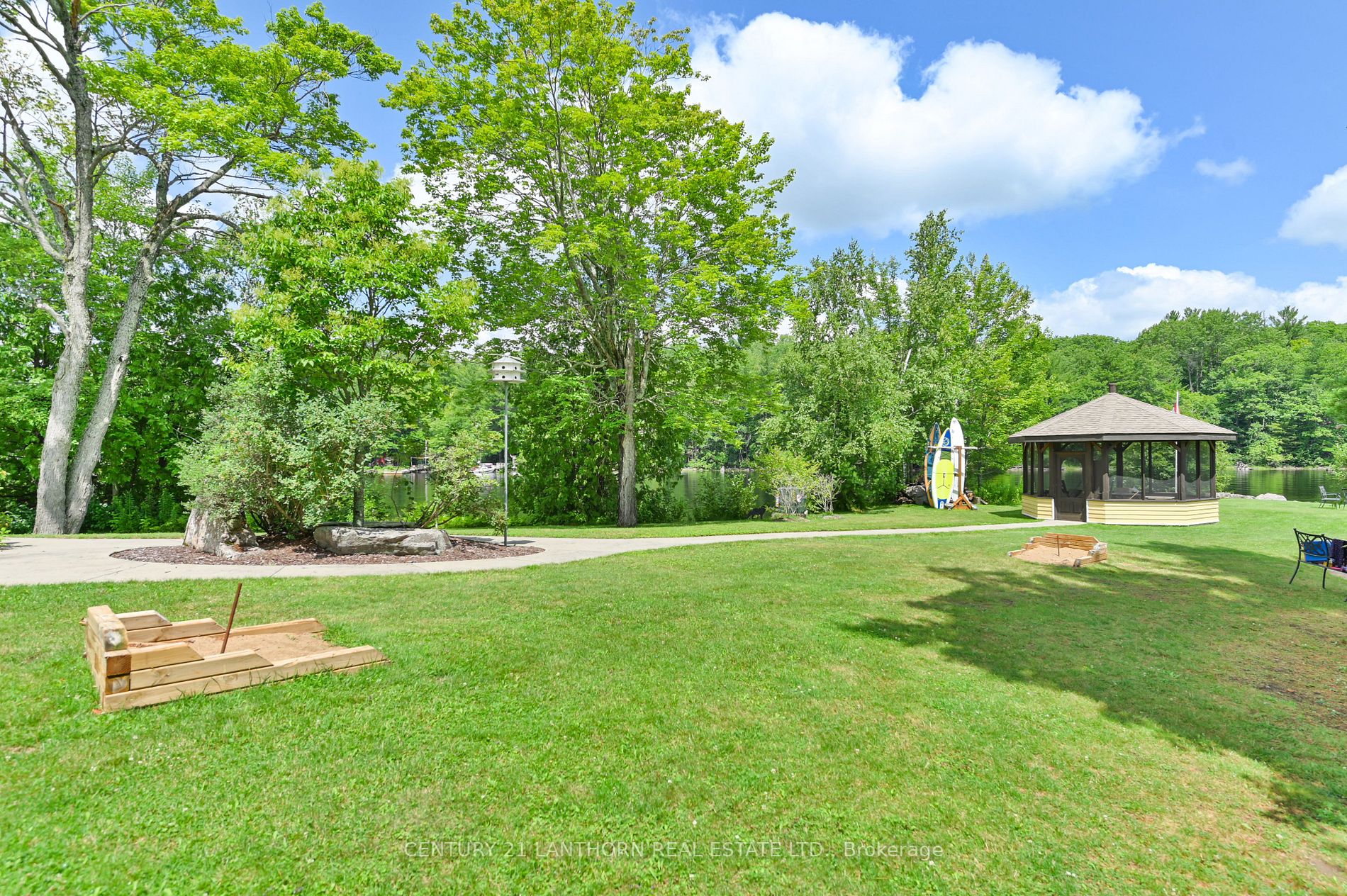 1579 Anstruther Lake Road #18