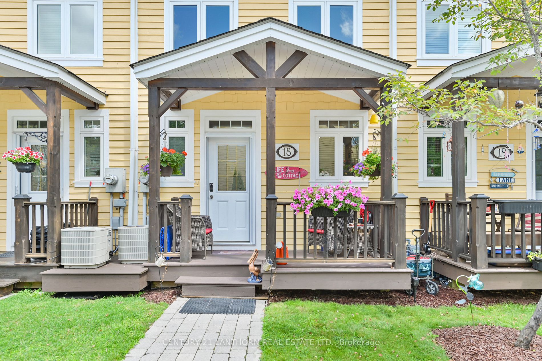 1579 Anstruther Lake Road #18