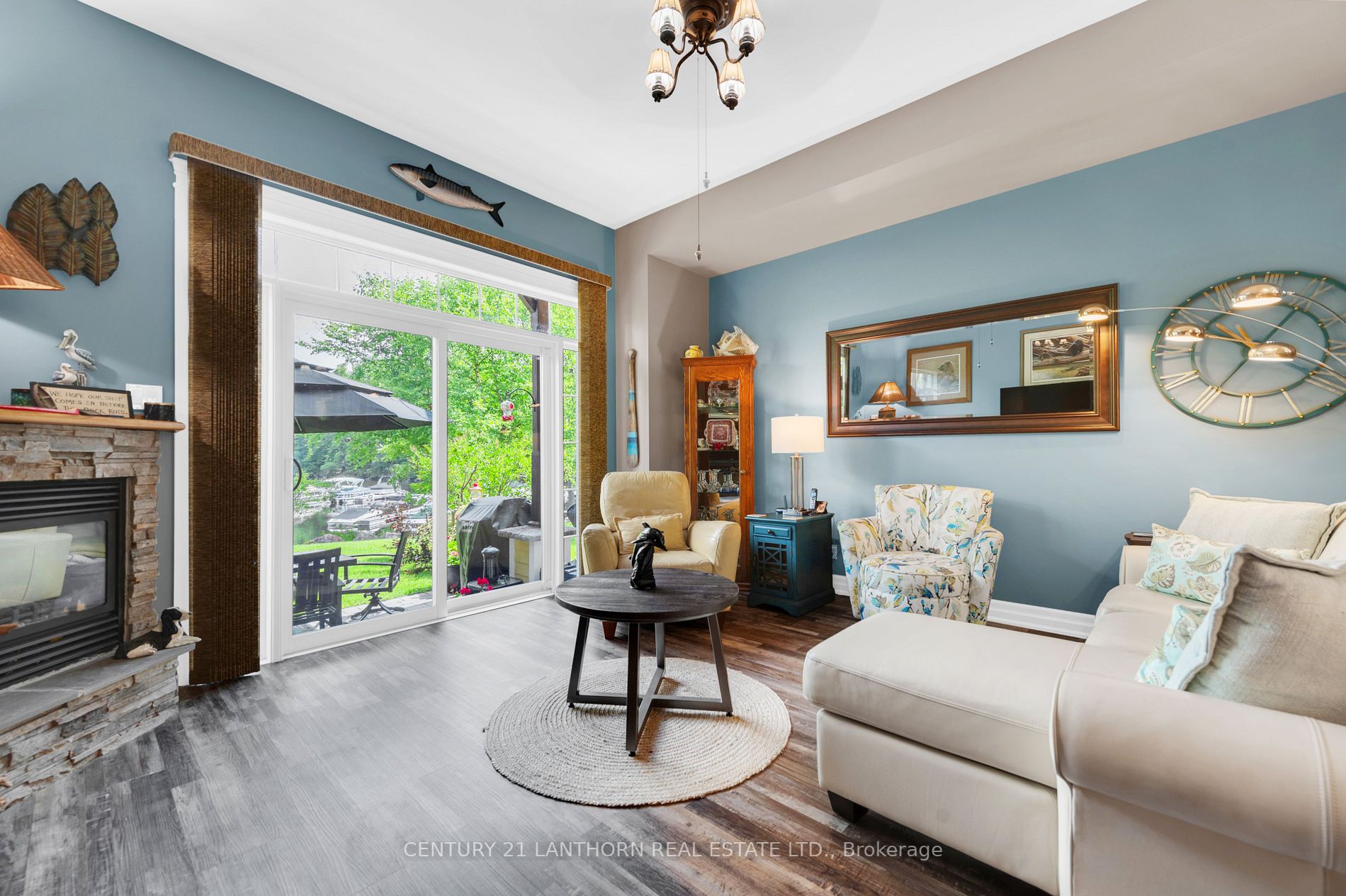 1579 Anstruther Lake Road #18