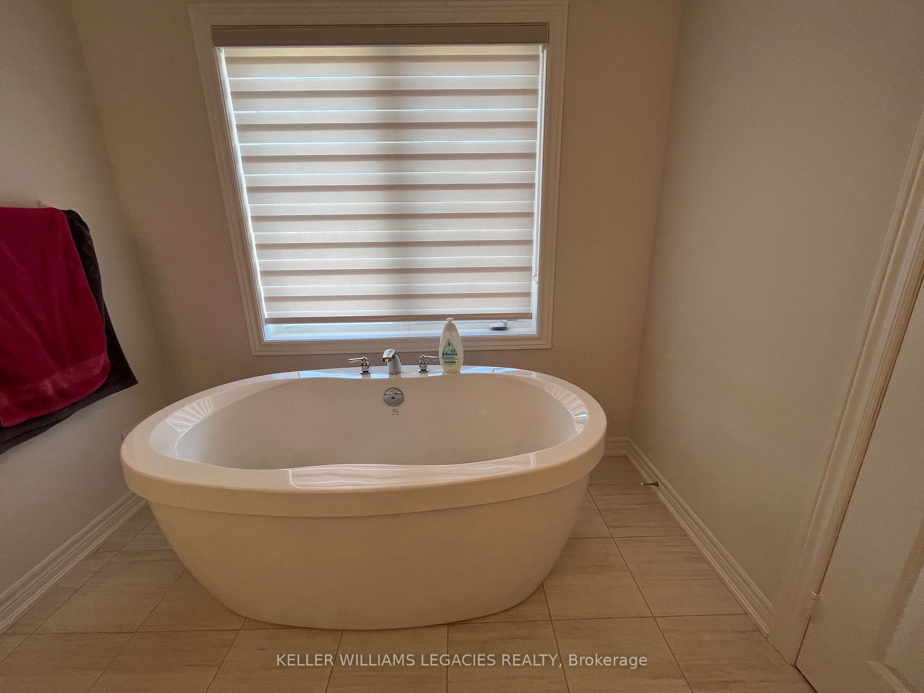 541 Red Elm Road