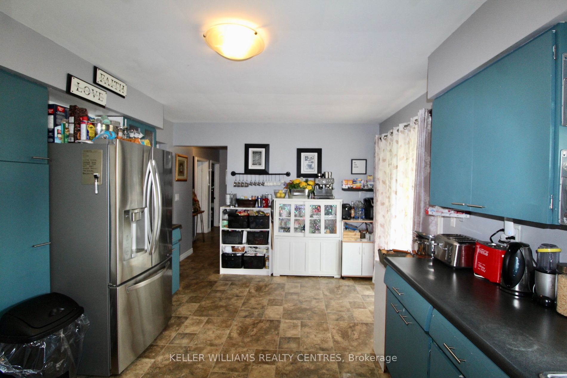 359 5th St