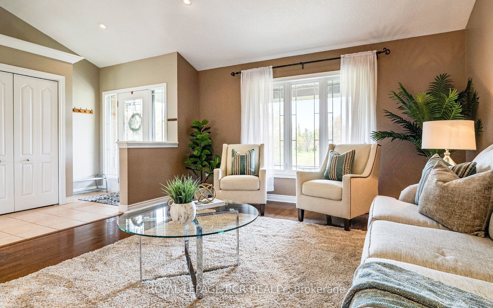 1 Devonleigh Drive