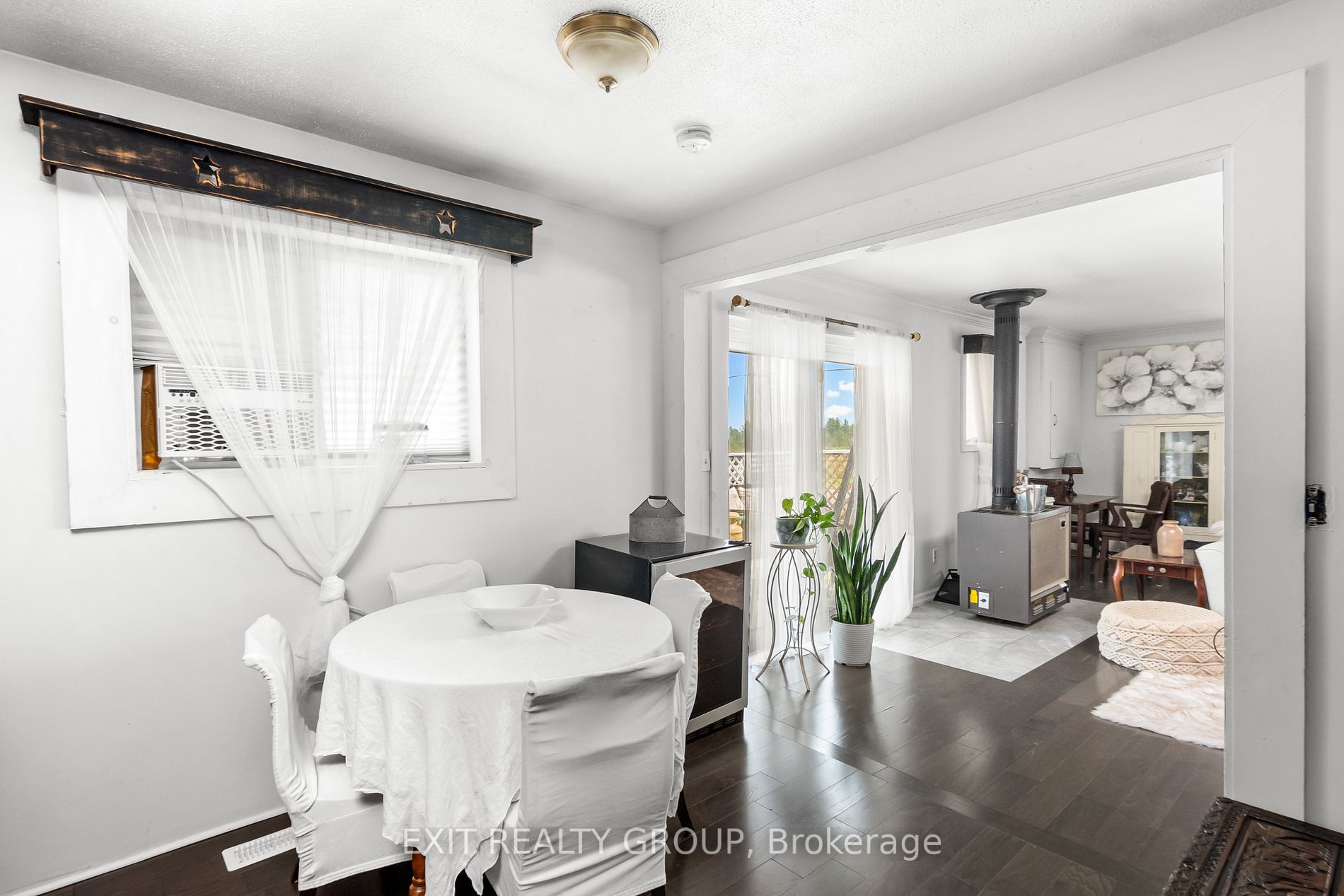 605 Westplain Rd
