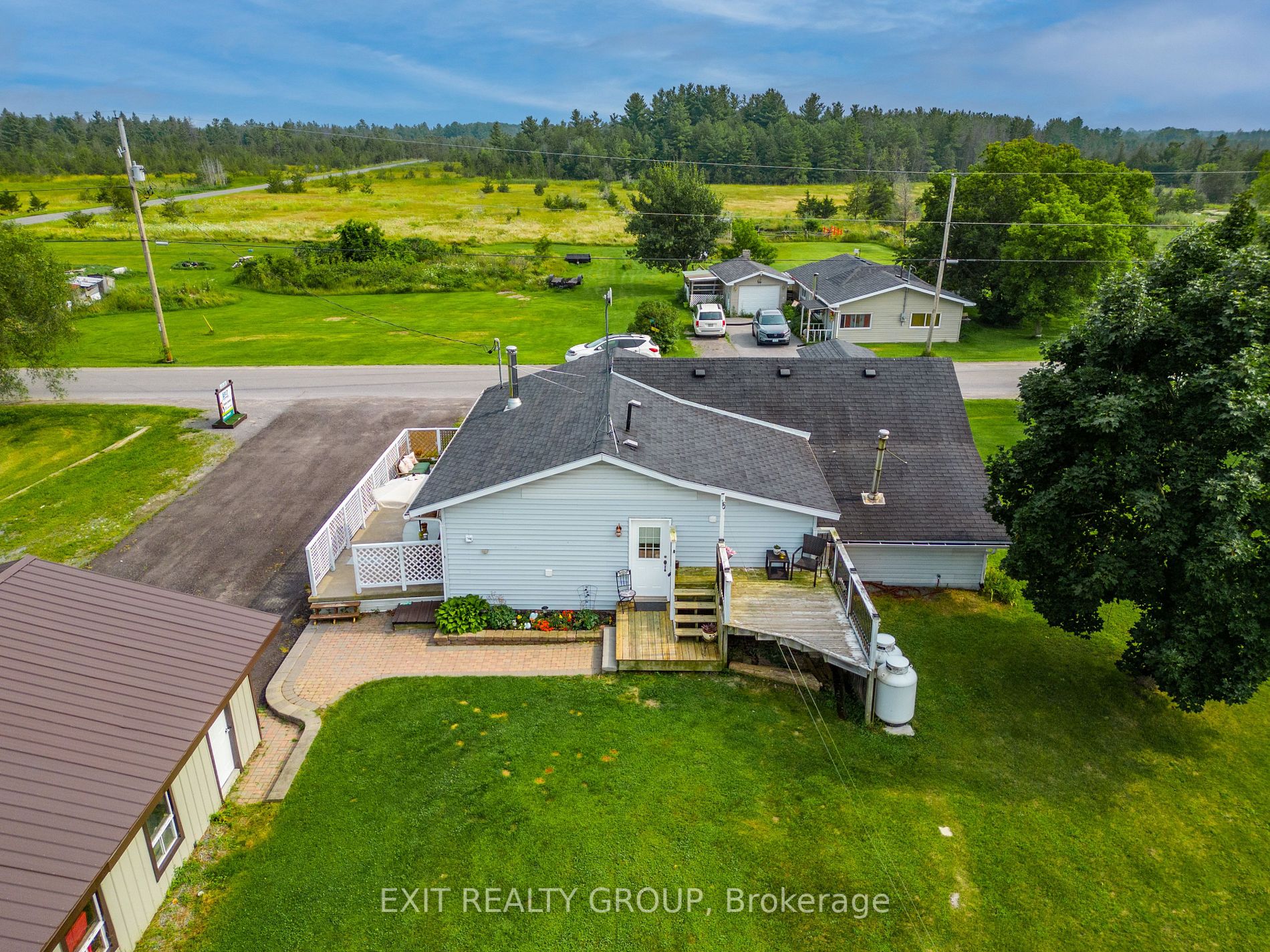 605 Westplain Rd