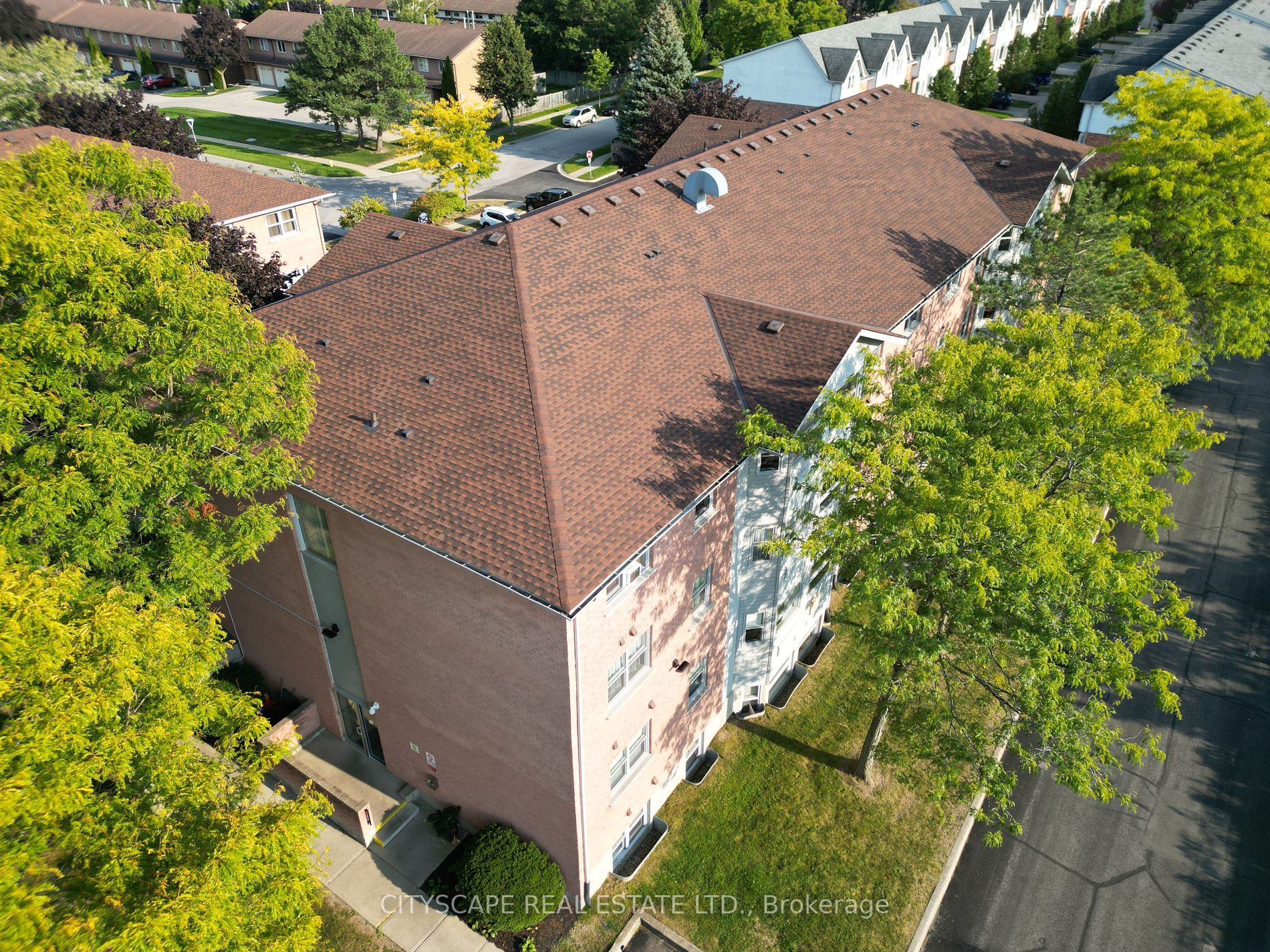56 Hiawatha Rd, #27