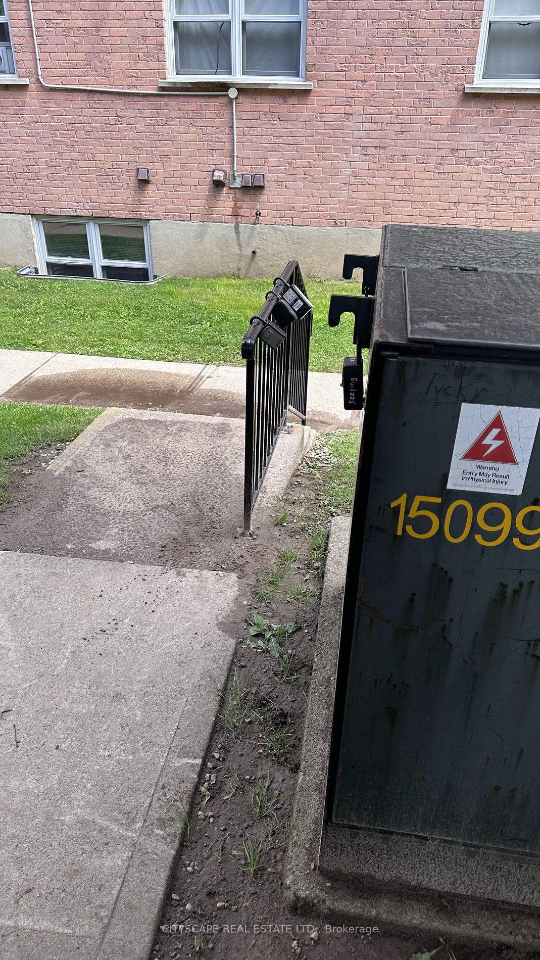 56 Hiawatha Rd, #27
