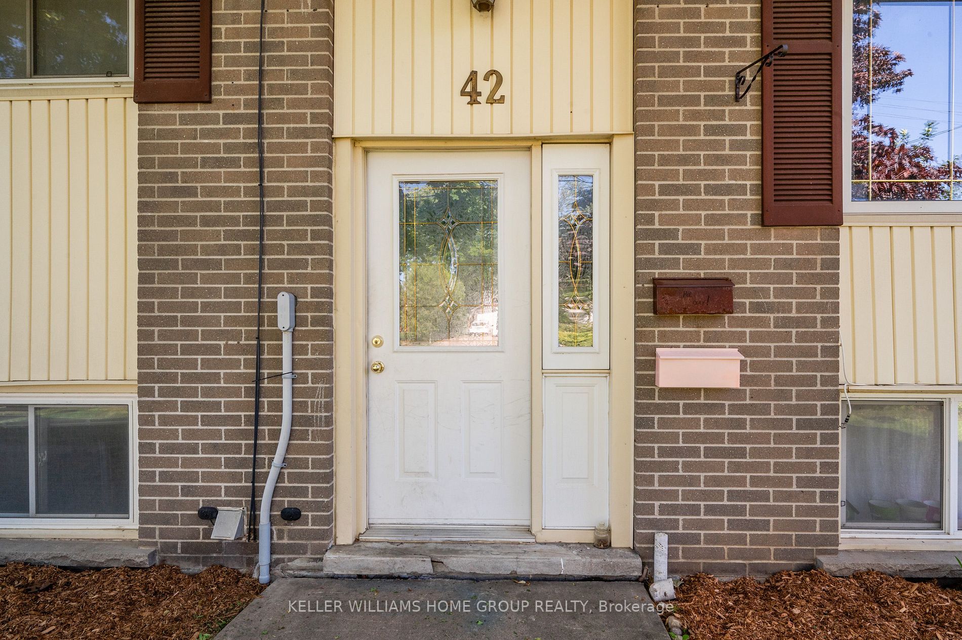 42 Daniel Avenue
