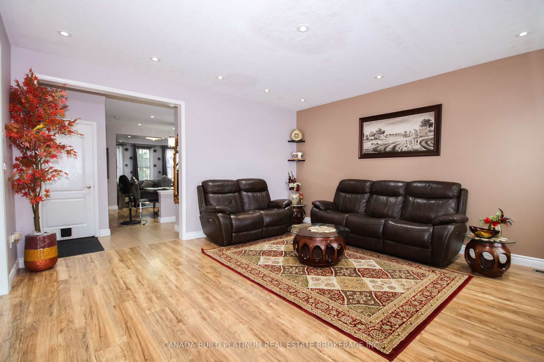 Listing X6703436 - Large Photo # 6