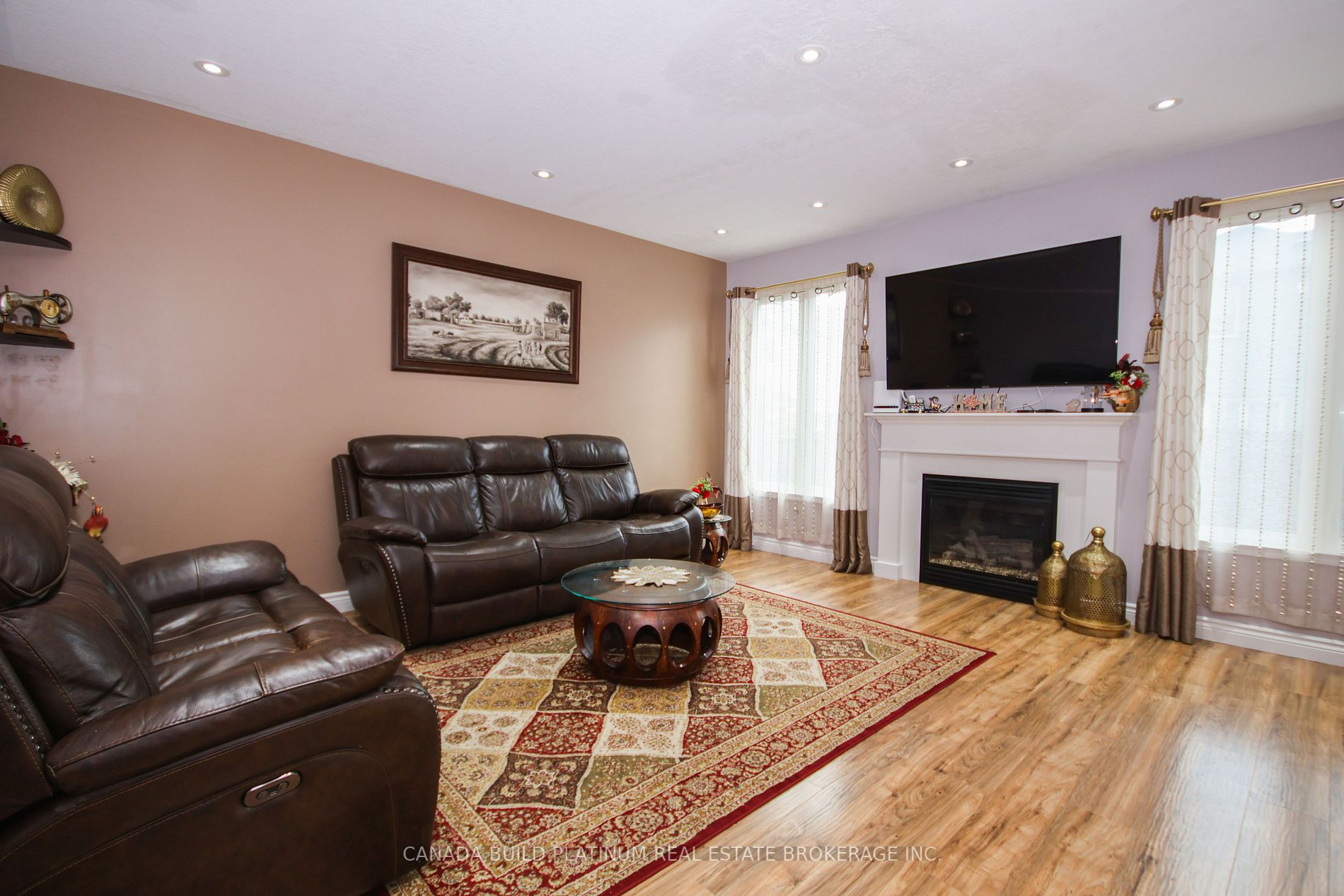 Listing X6703436 - Large Photo # 7
