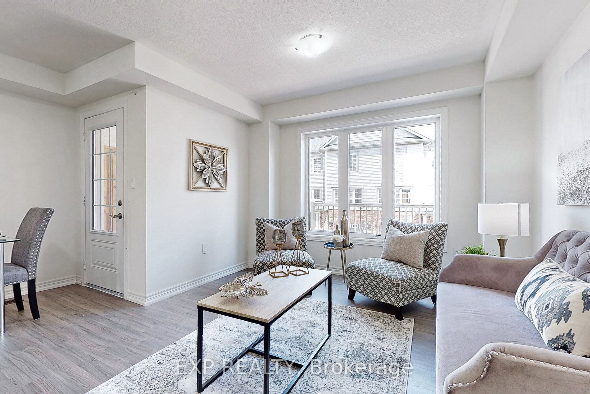 15 Duckworth Rd