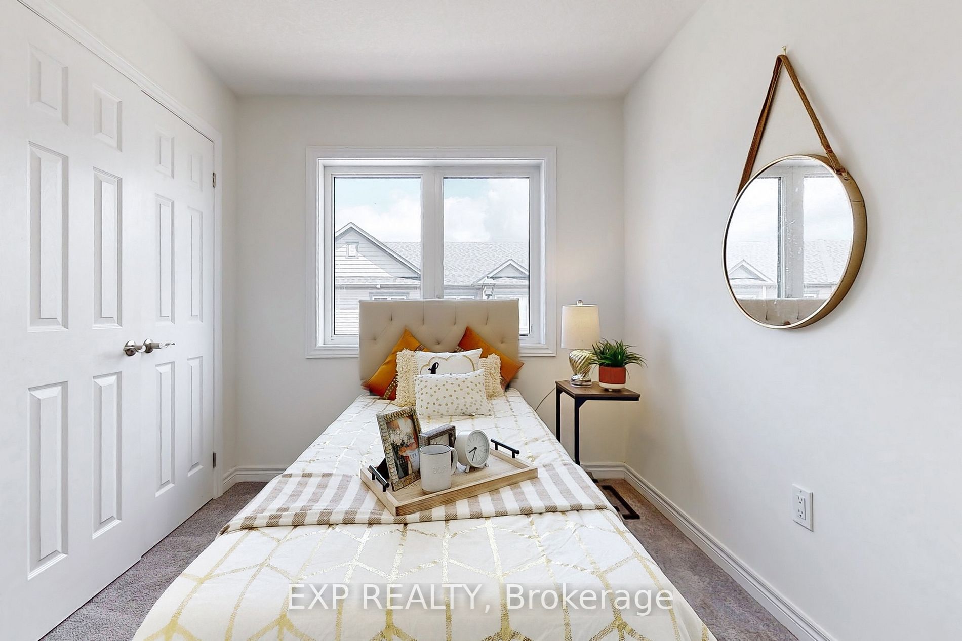 15 Duckworth Rd