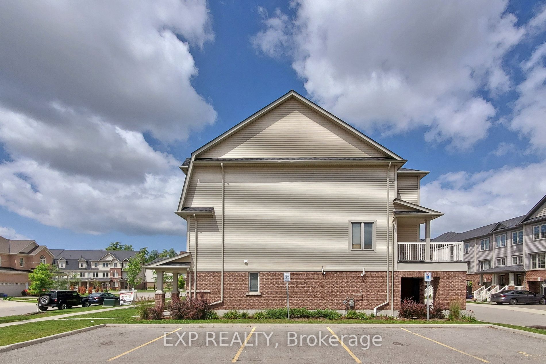 15 Duckworth Rd