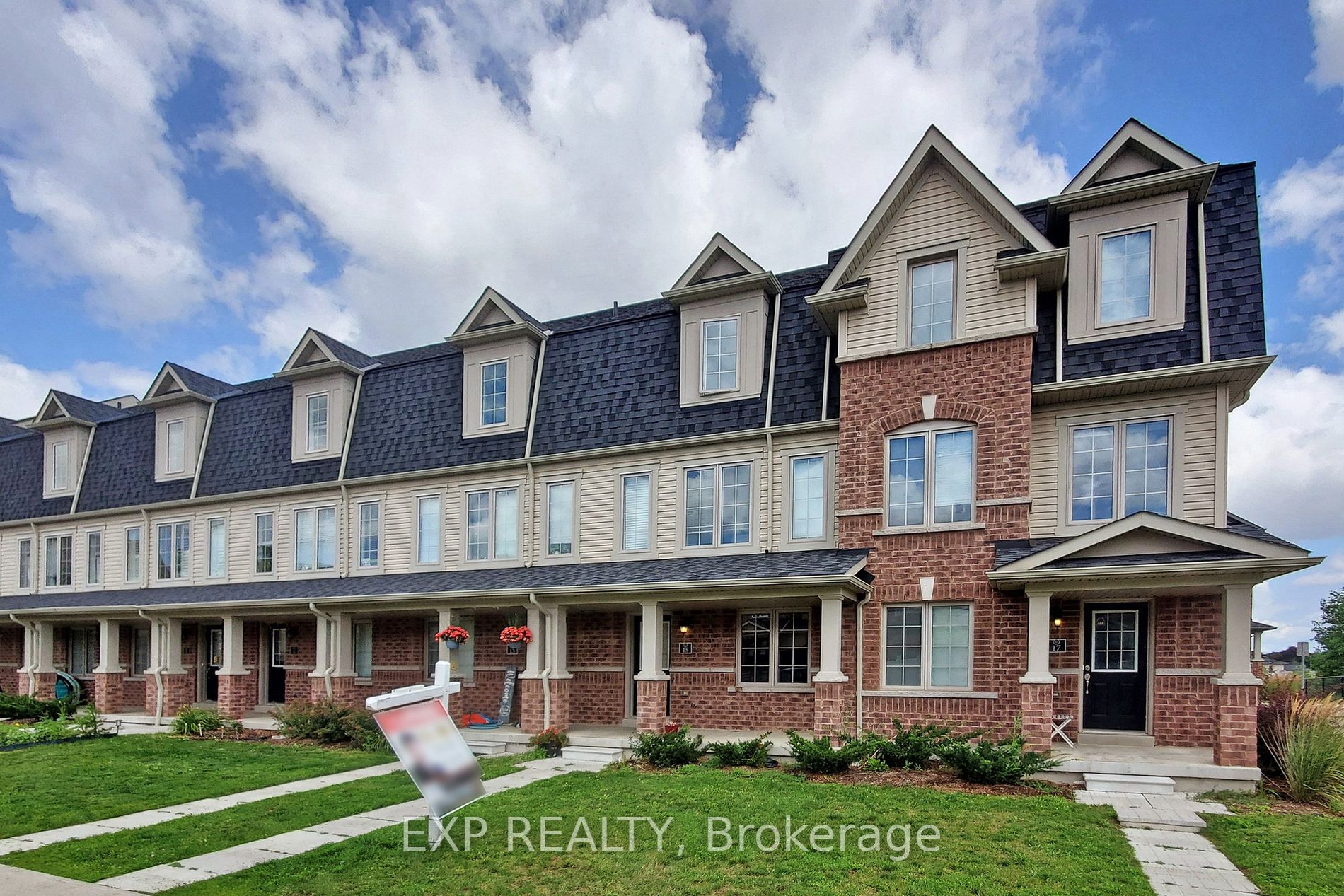 15 Duckworth Rd