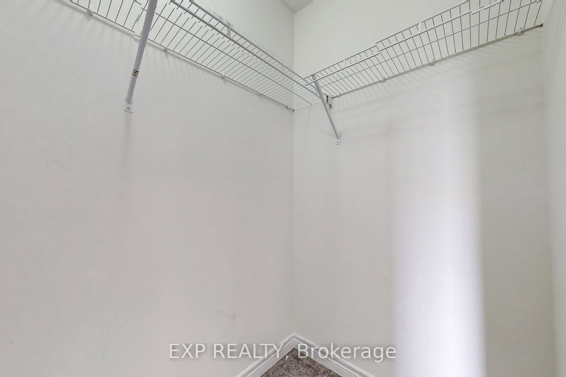 15 Duckworth Rd