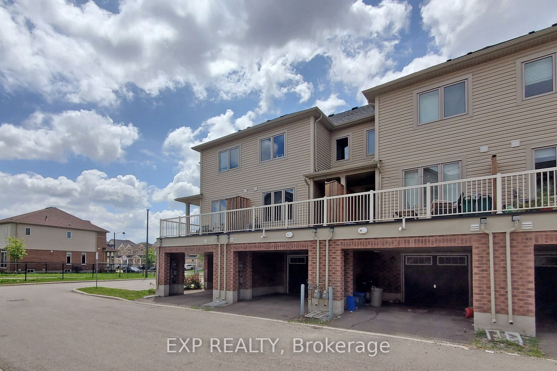 15 Duckworth Rd