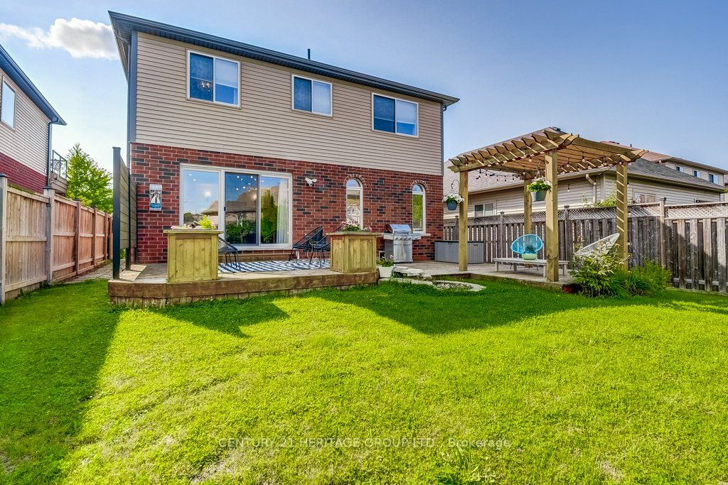 28 Udell Way