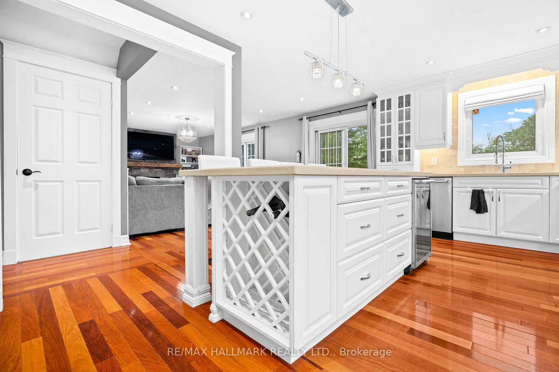 33 Sandal wood Drive