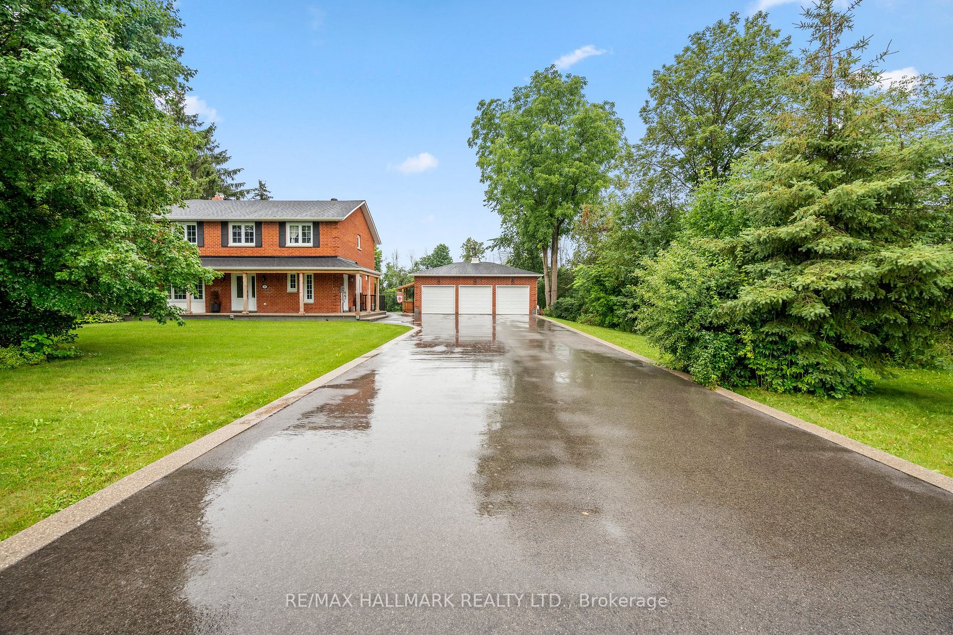 33 Sandal Wood Dr