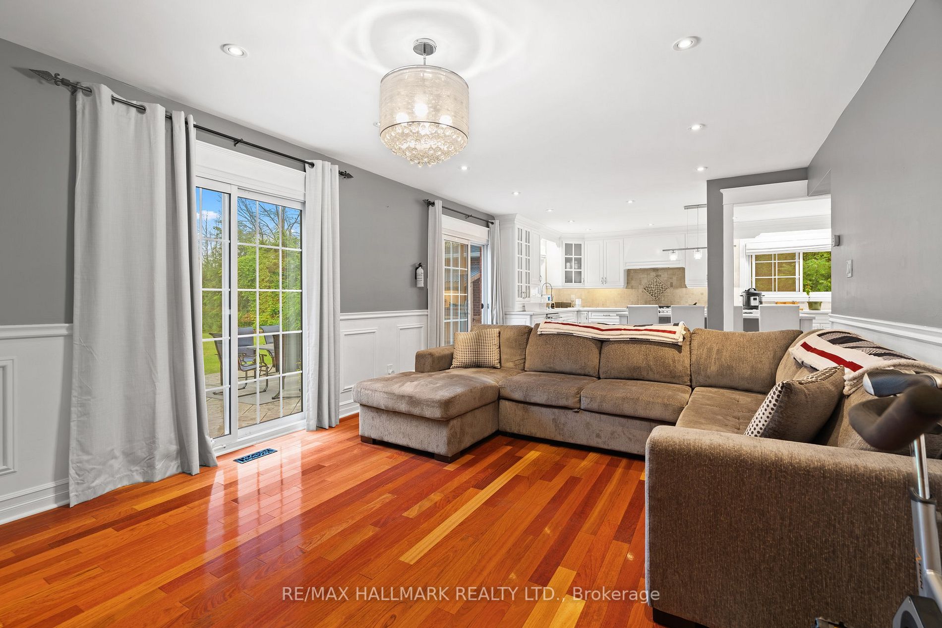 33 Sandal wood Drive