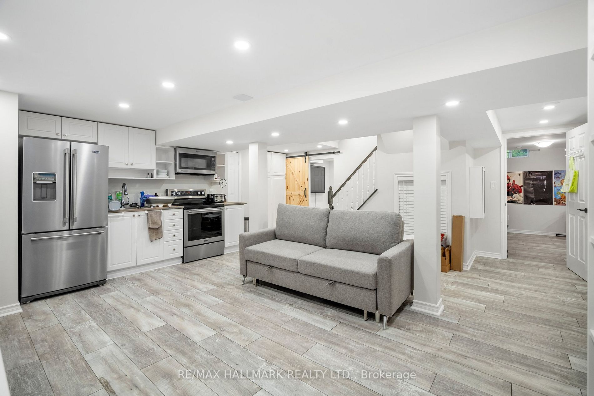 33 Sandal wood Drive