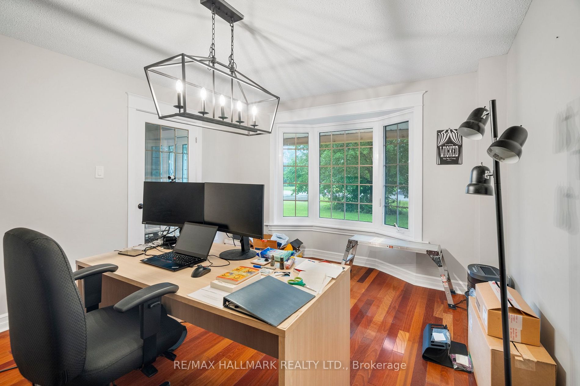 33 Sandal wood Drive