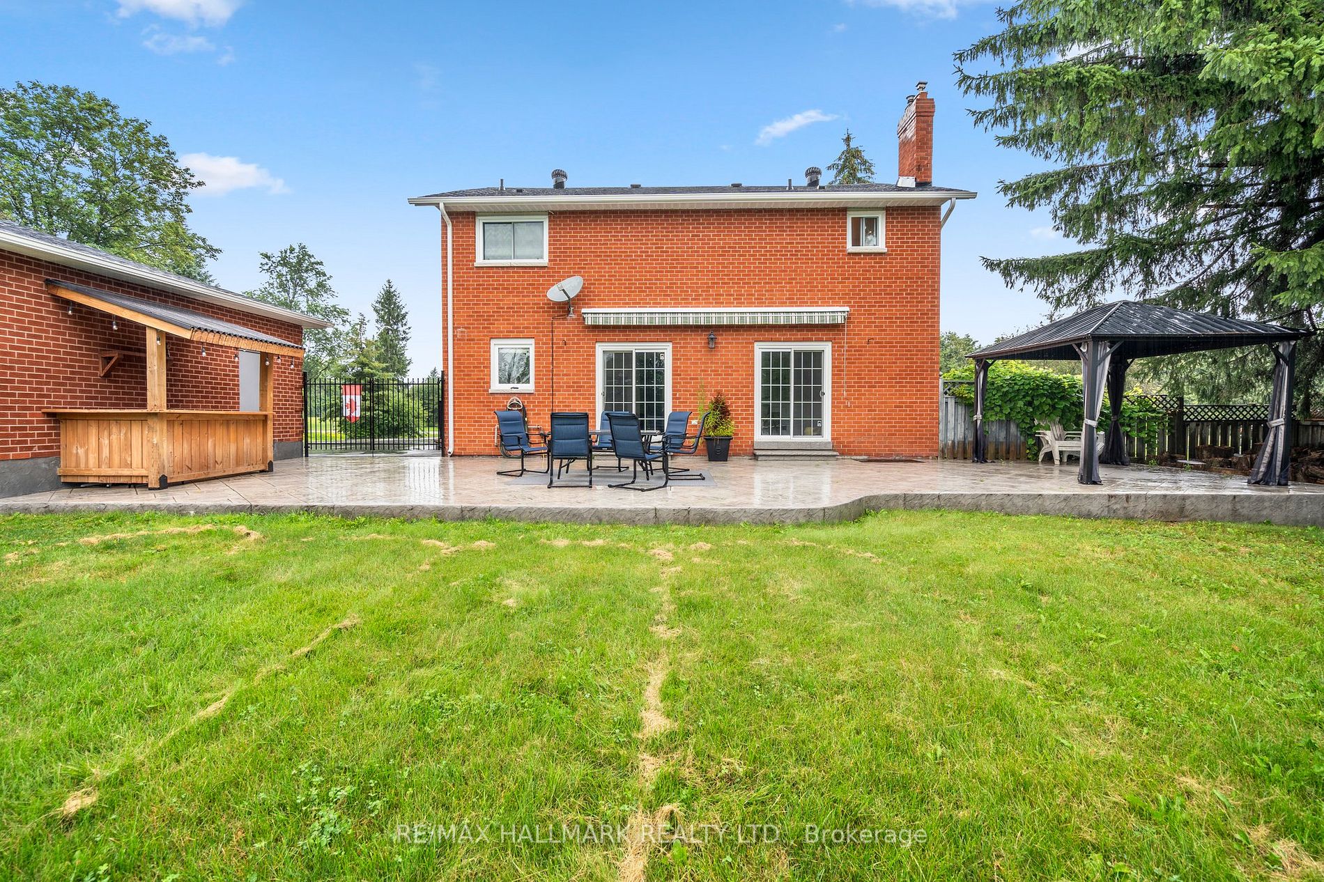 33 Sandal wood Drive