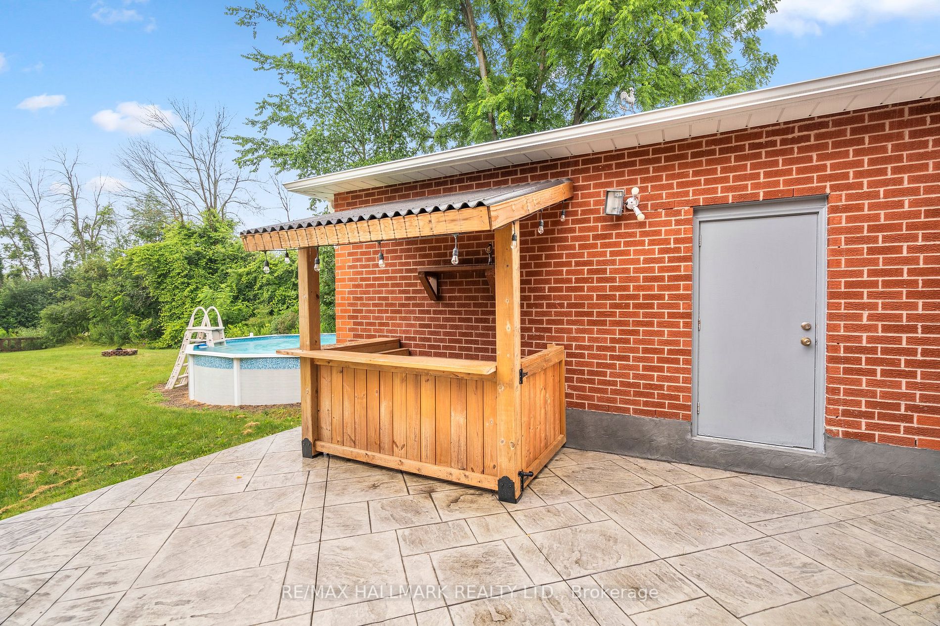 33 Sandal wood Drive