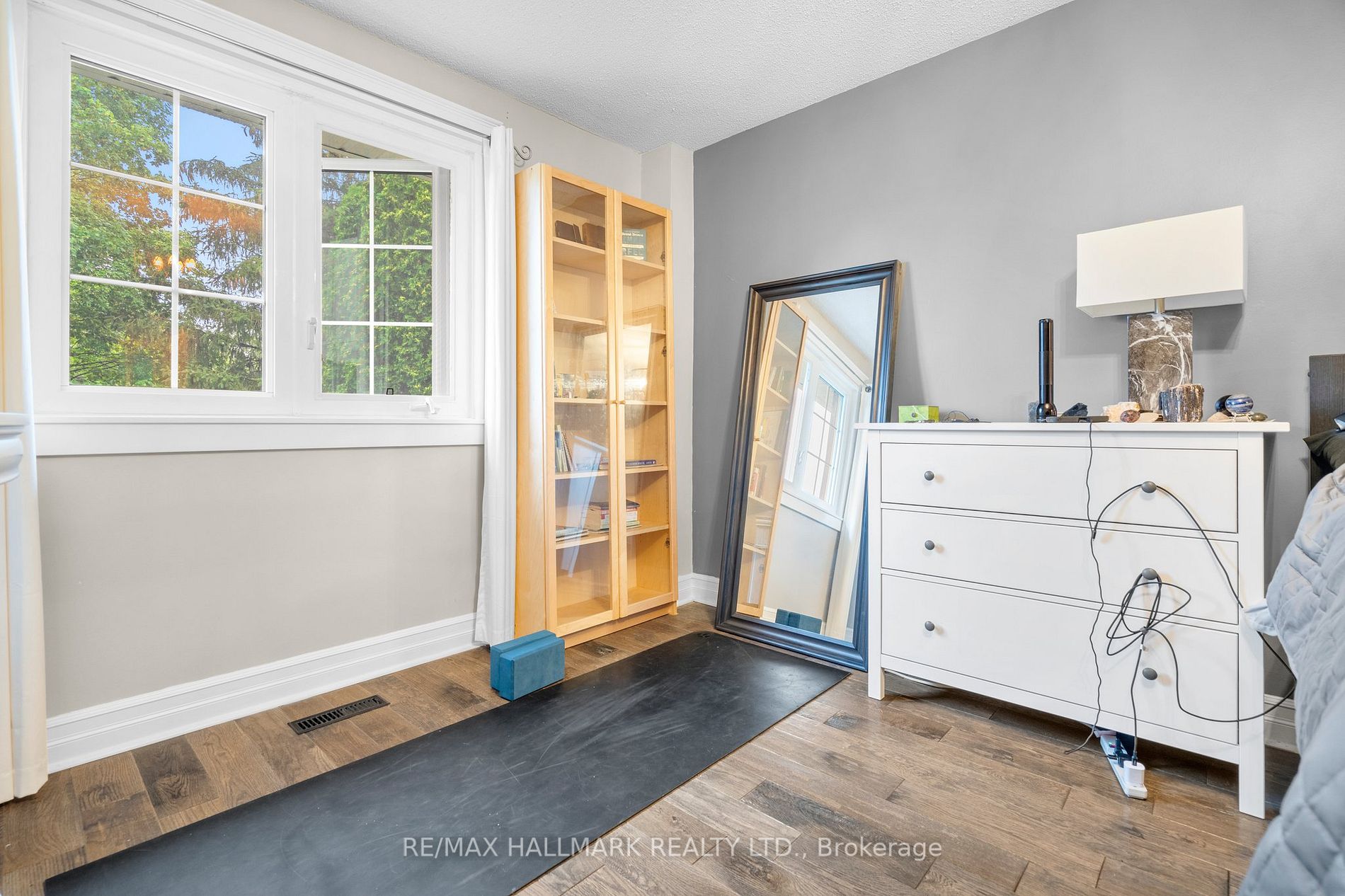 33 Sandal wood Drive