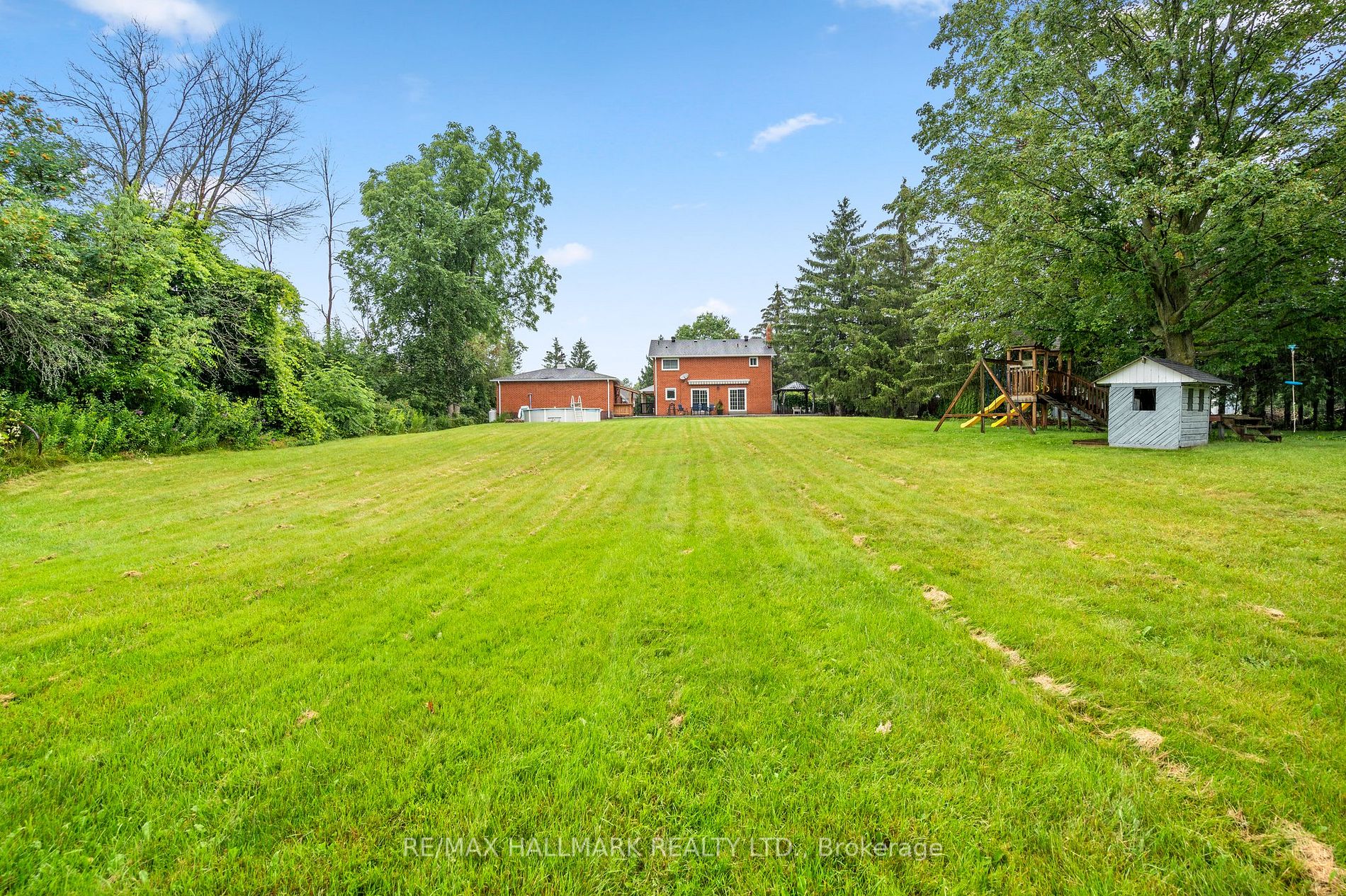 33 Sandal wood Drive