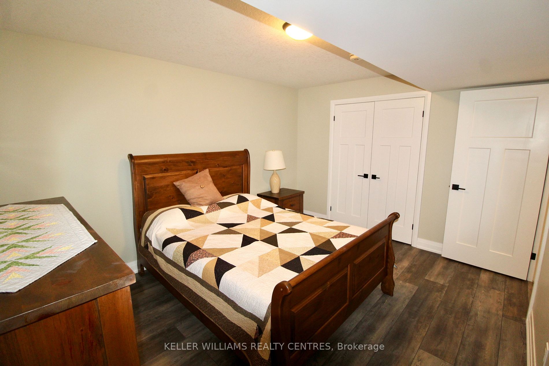 220 Djay Cres