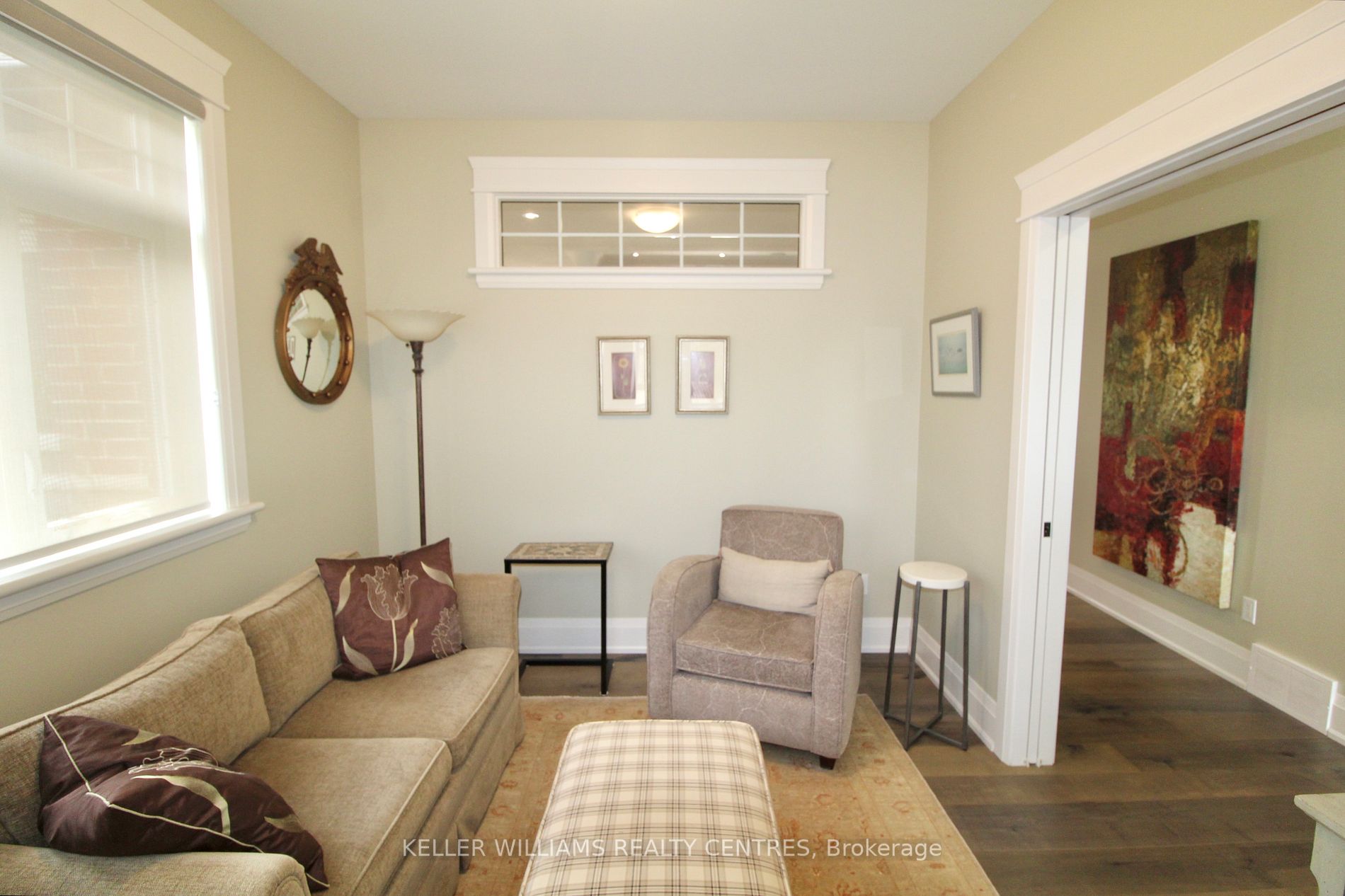 220 Djay Cres