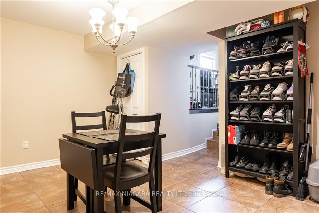 8655 Westport Drive