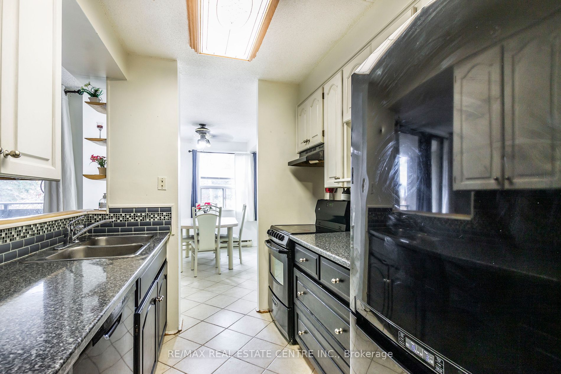 Listing X6706854 - Large Photo # 17