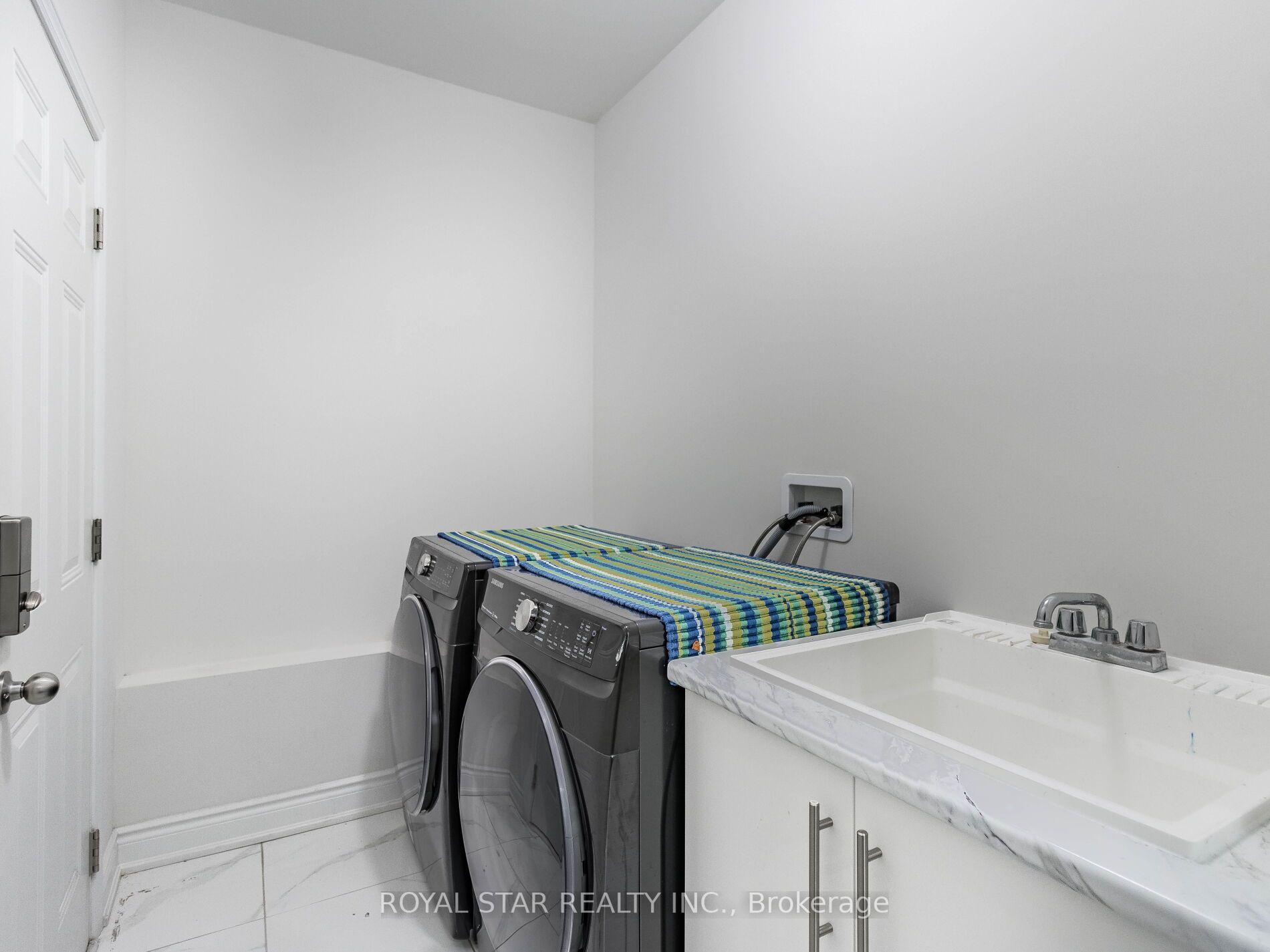Listing X6707318 - Large Photo # 12
