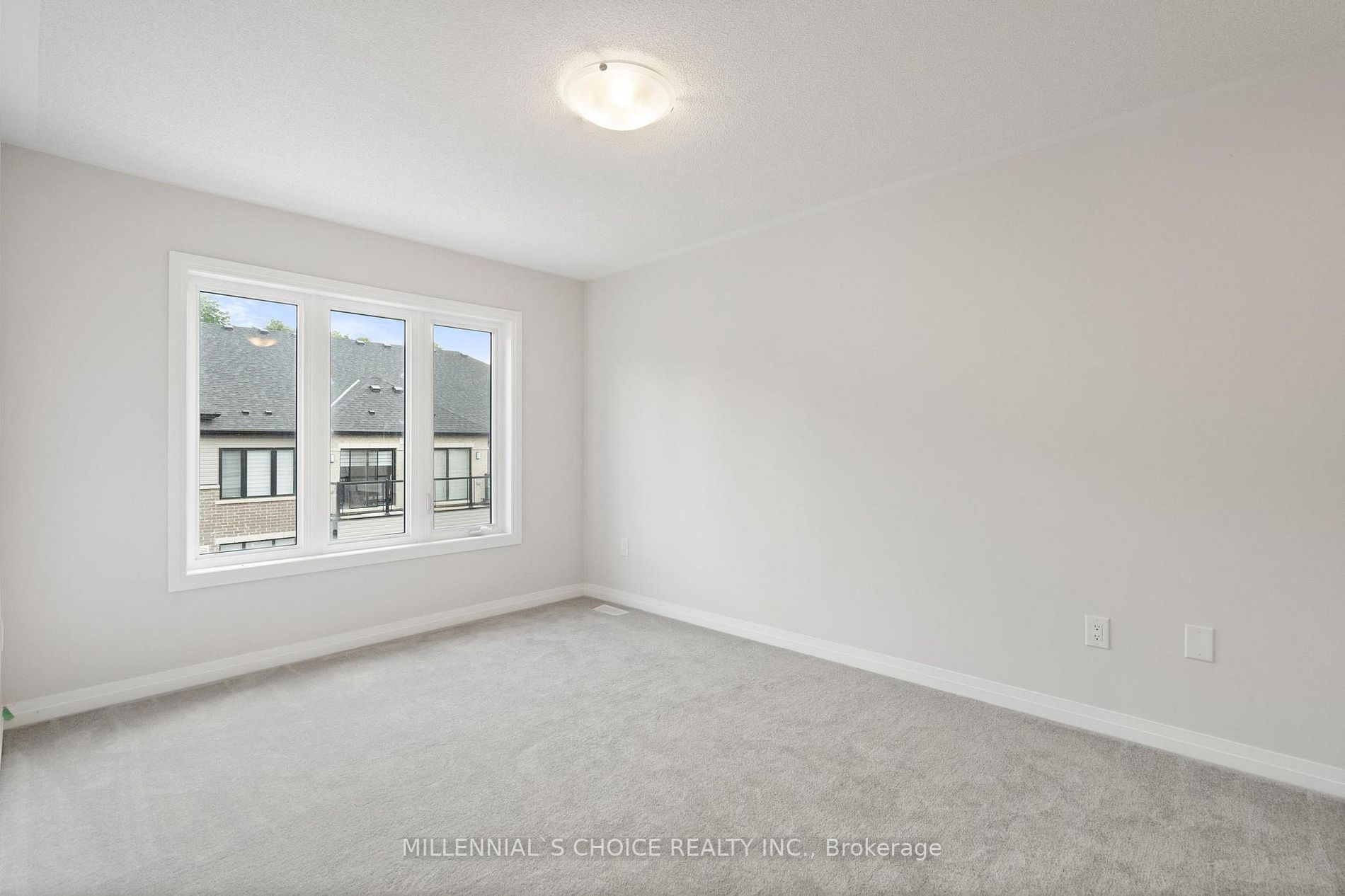 585 Colborne St E, #1004
