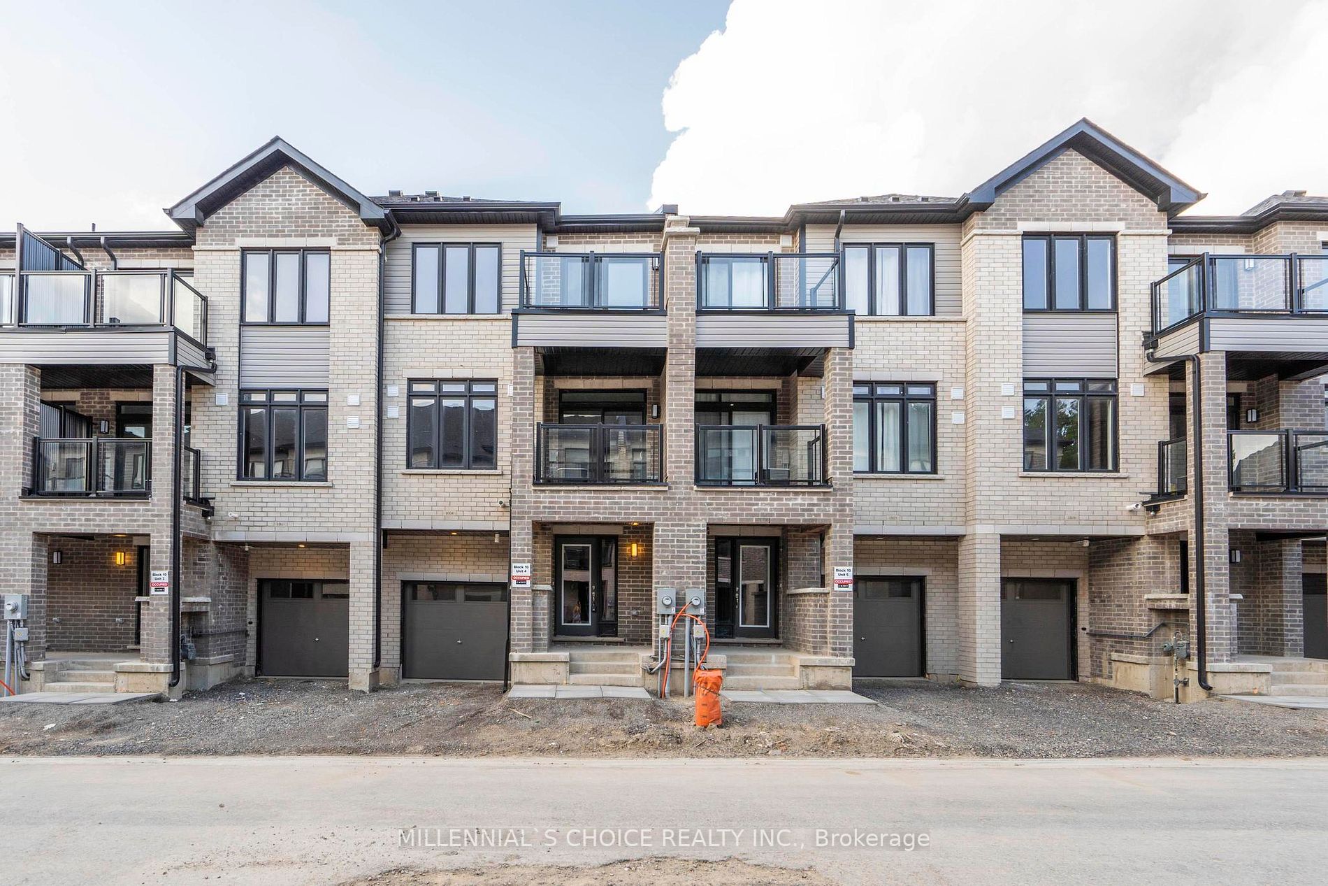 585 Colborne St E, #1004