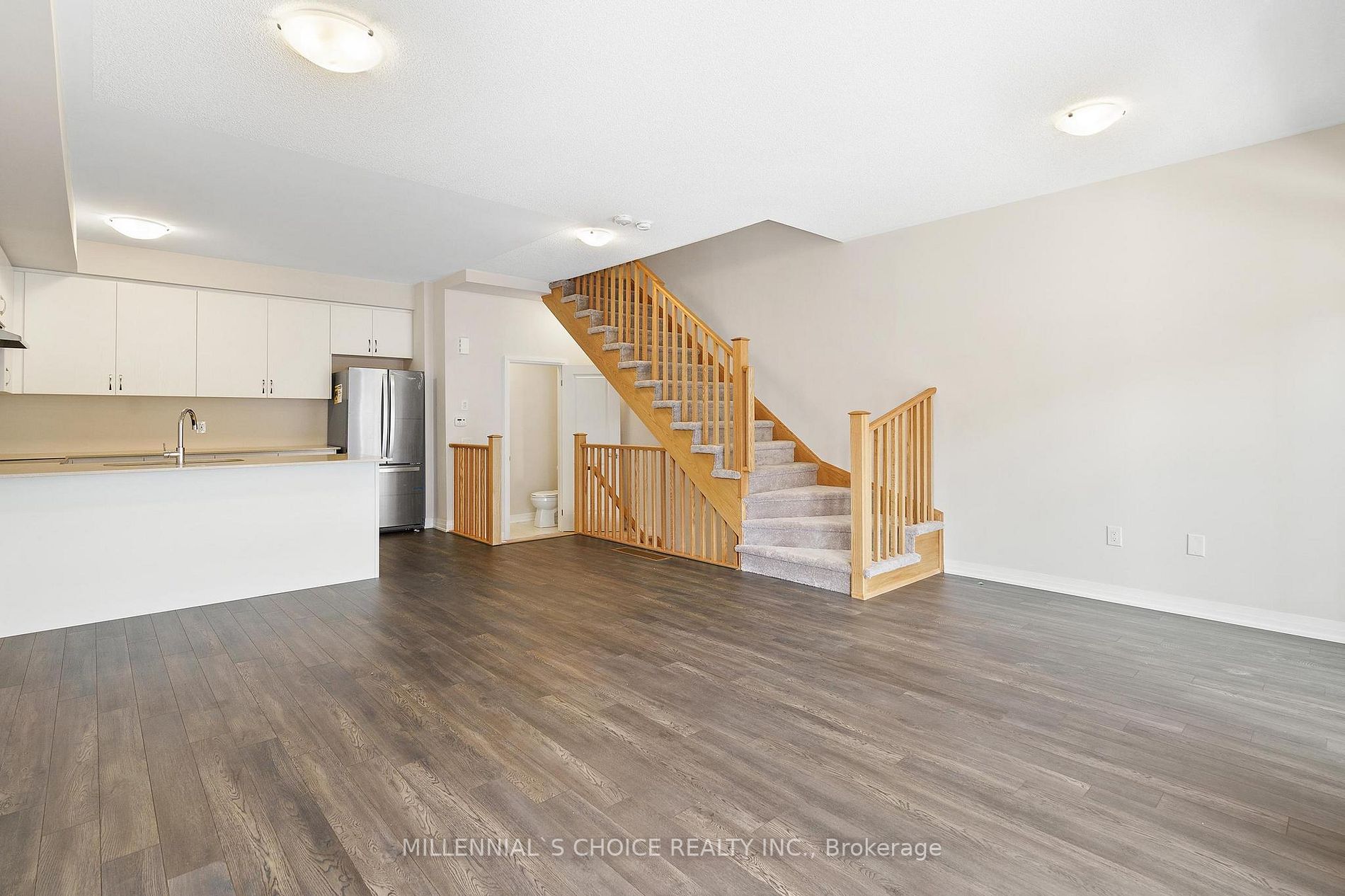 585 Colborne St E, #1004