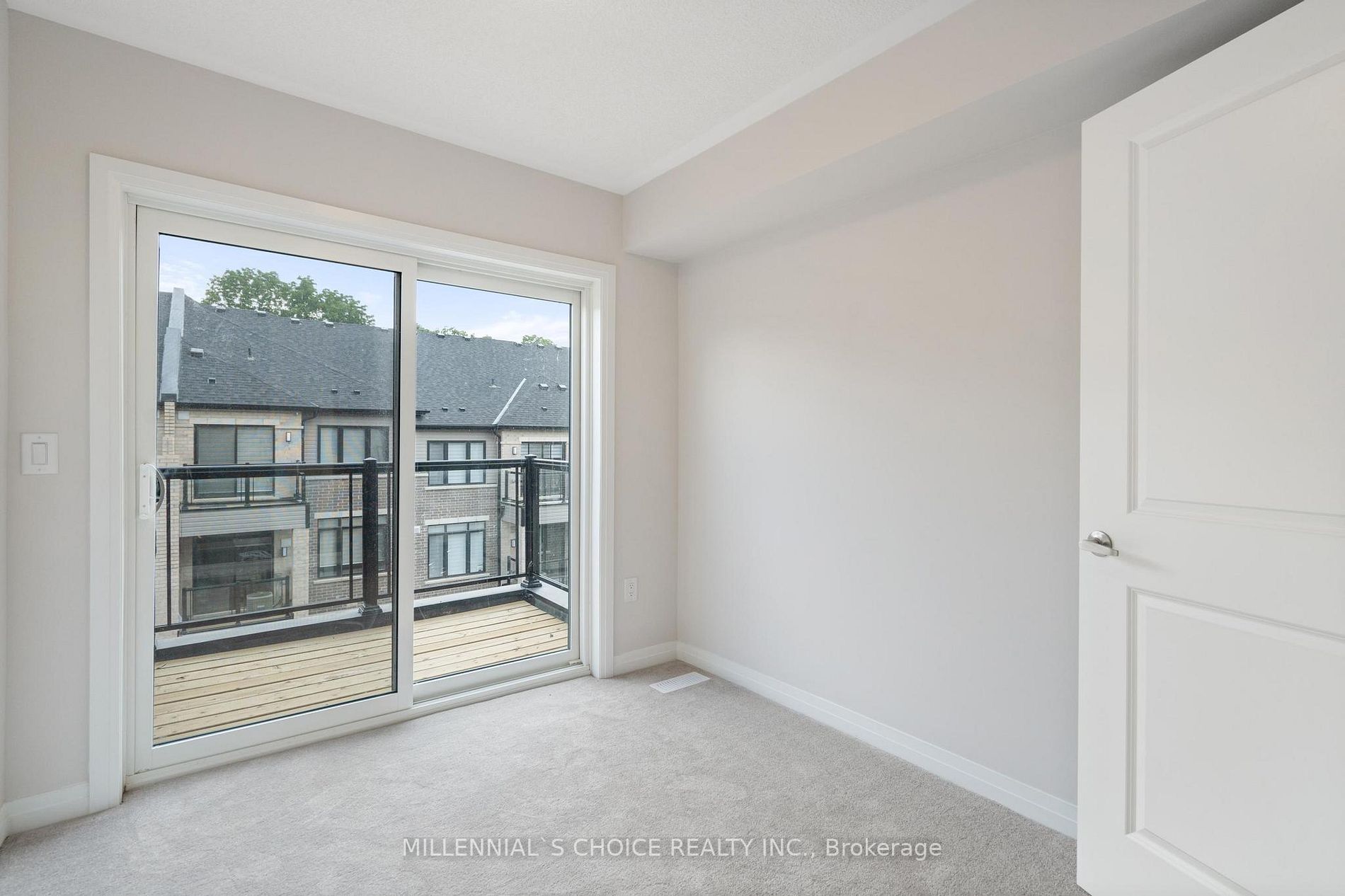 585 Colborne St E, #1004