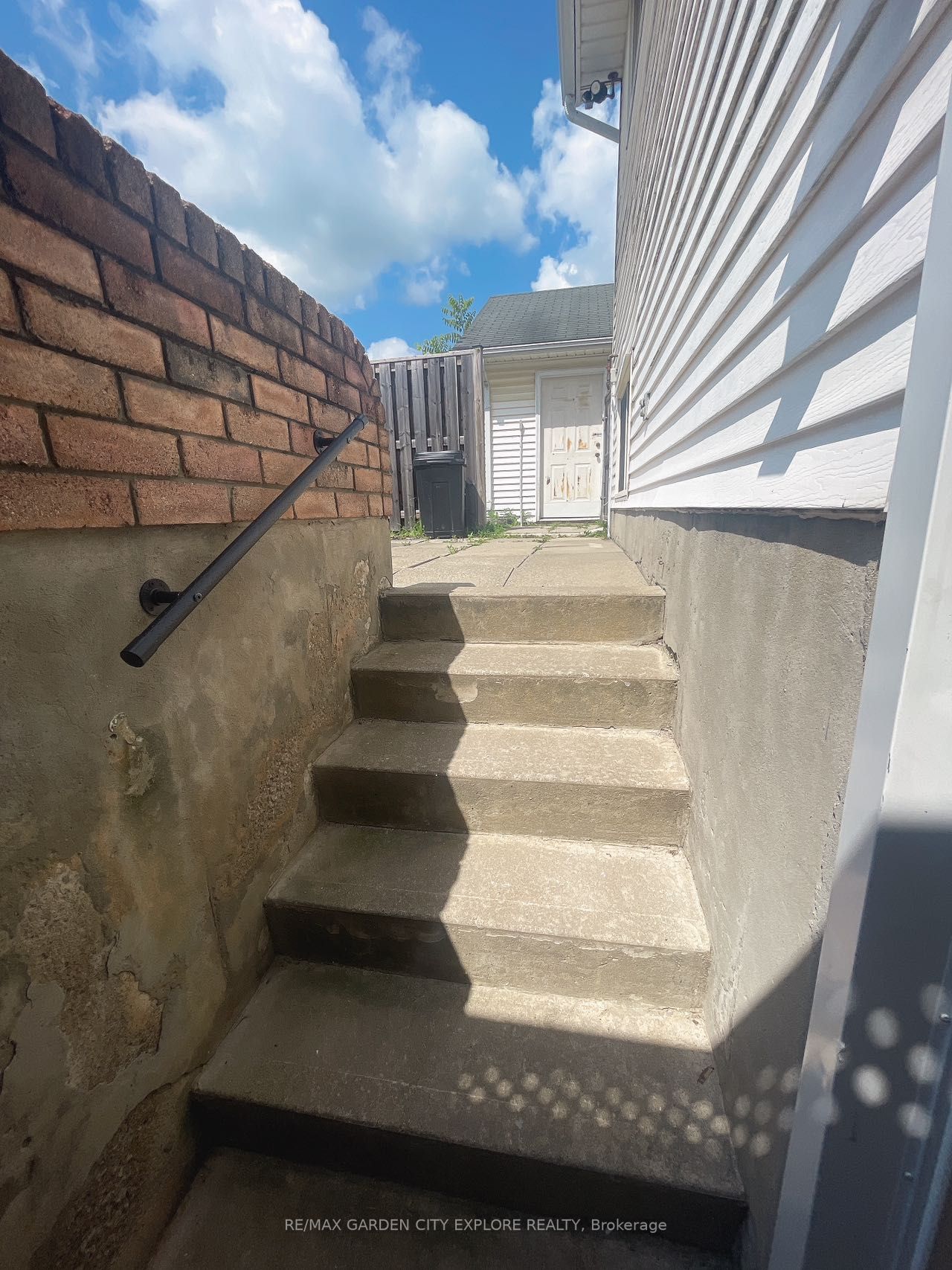 6168 Wildrose Crescent, #Lower