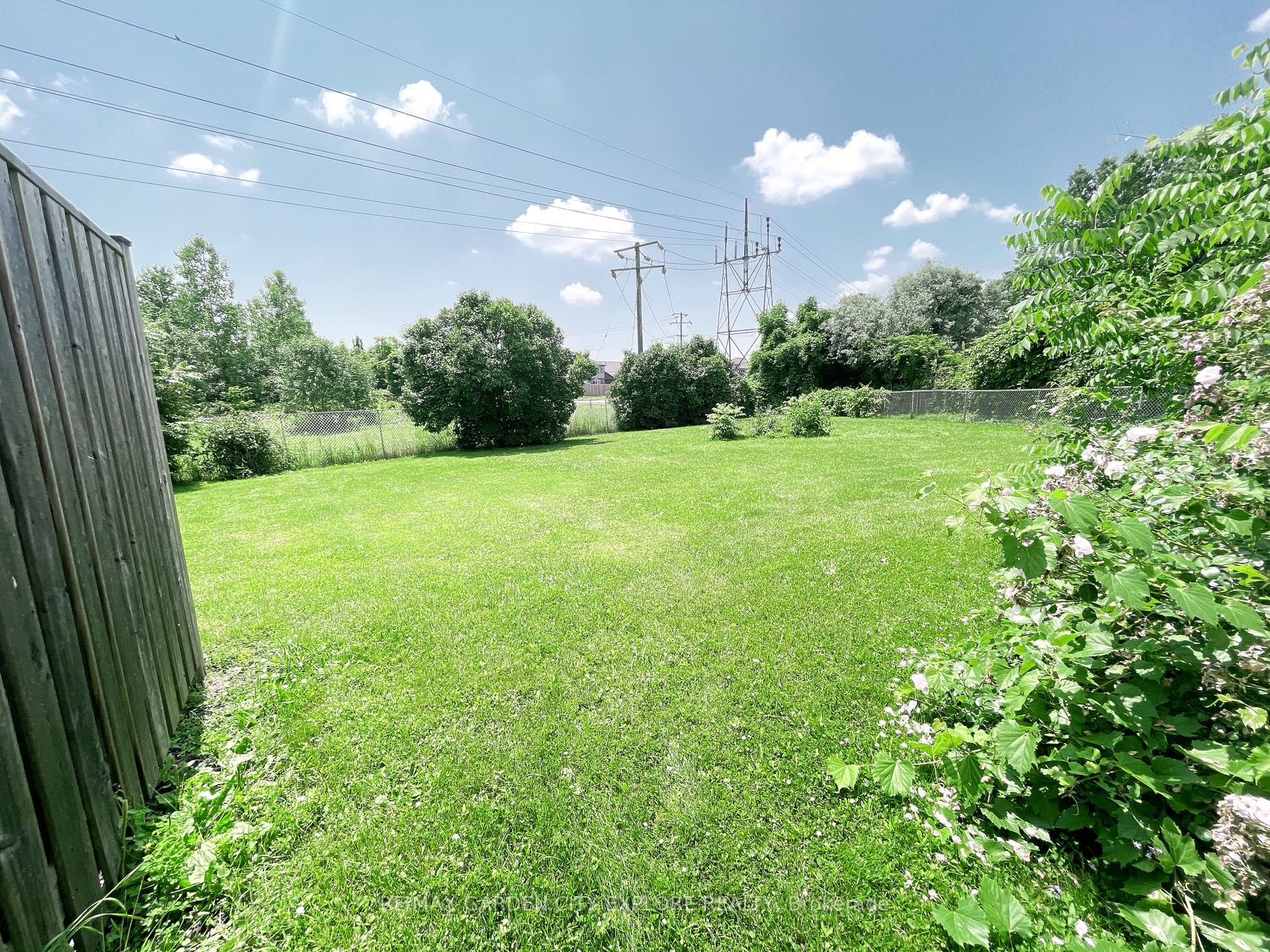 6168 Wildrose Crescent, #Lower